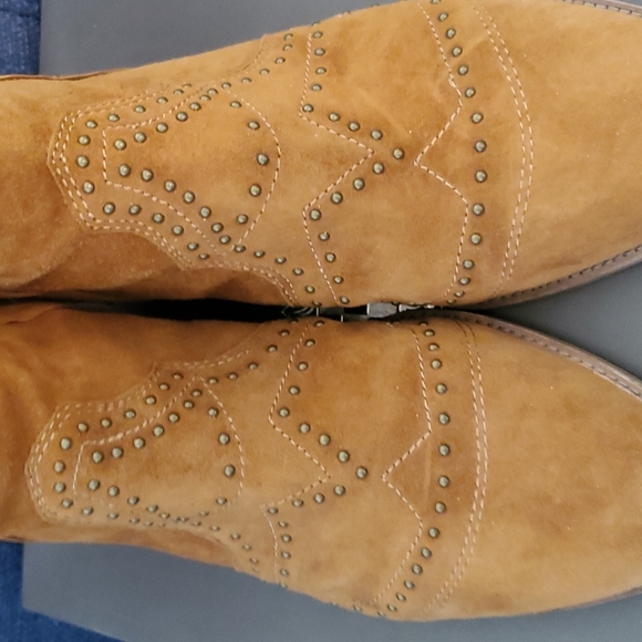 Booties - Picture 5 of 6